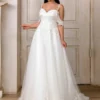 Bröllopsklänning Medeltid 8 robe de mariee boheme chic dentelle bretelles fines 1 turbo 634647 5000x
