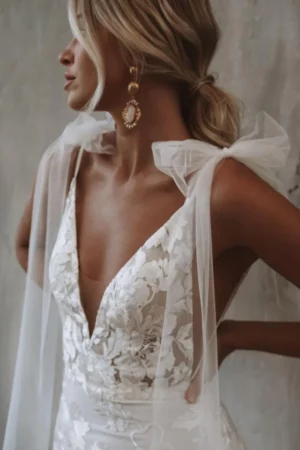 Bröllopsklänning Boden 15 robe de mariee boheme liberty decollete 720x