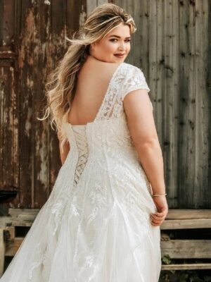 Billig Bröllopsklänning Plus Size 7 robe de mariage courte pour femme ronde et petite 3 turbo 9b860afd 32c9 4d85 87b5 b9aa778cf3b3 978581 5000x