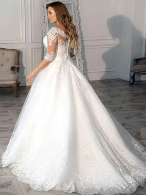 Janni Deler Bröllopsklänning 4 robe de mariee dentelle grande taille 2 turbo 893685 5000x