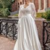 robe de mariee en satin femme ronde 1 turbo 1facd693 b72c 4d5d 94ce 80e3ecaf8a14 342217 5000x