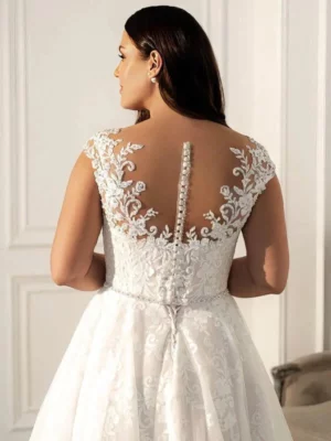 Hyra Bröllopsklänning Helsingborg 5 robe de mariee femme ronde 3 turbo 249103 5000x