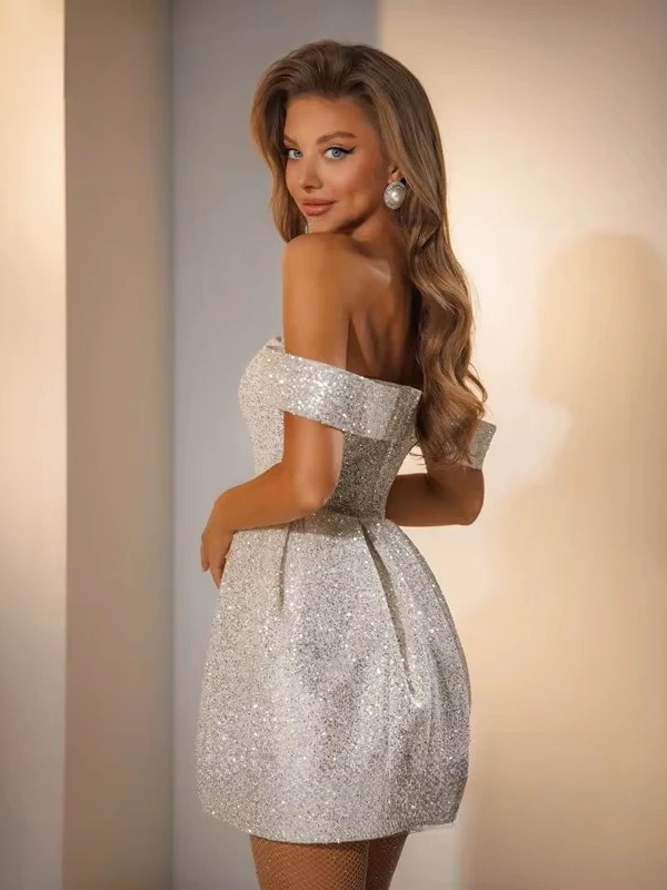 Bröllopsklänning Kort Modell 2 Bröllopsklänning Kort Modell - Image 2